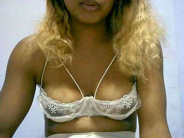 BelliBellaha webcam