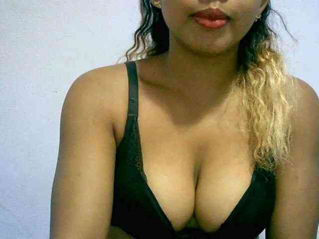 BelliBellaha webcam