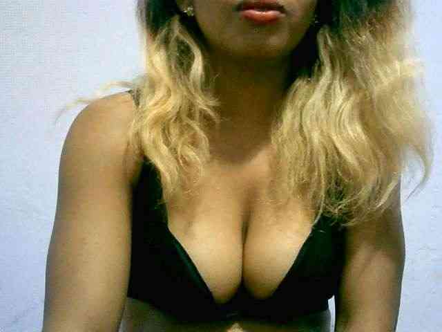 BelliBellaha webcam