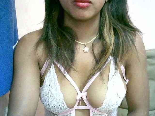 BelliBellaha Live Webcam on BongaCams