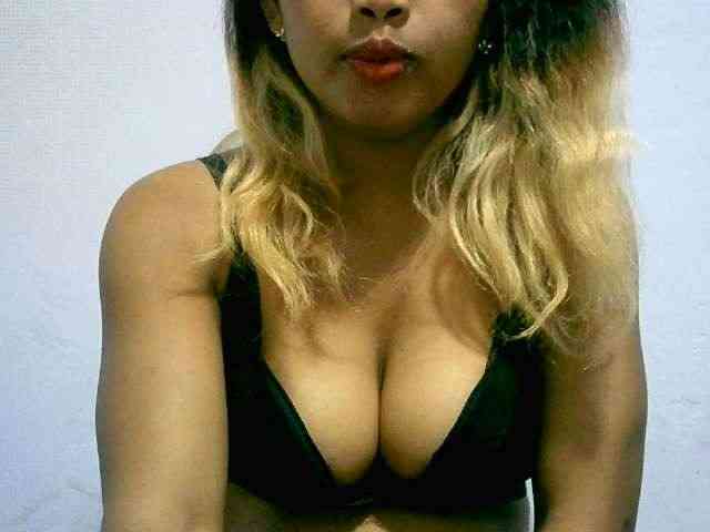 BelliBellaha webcam