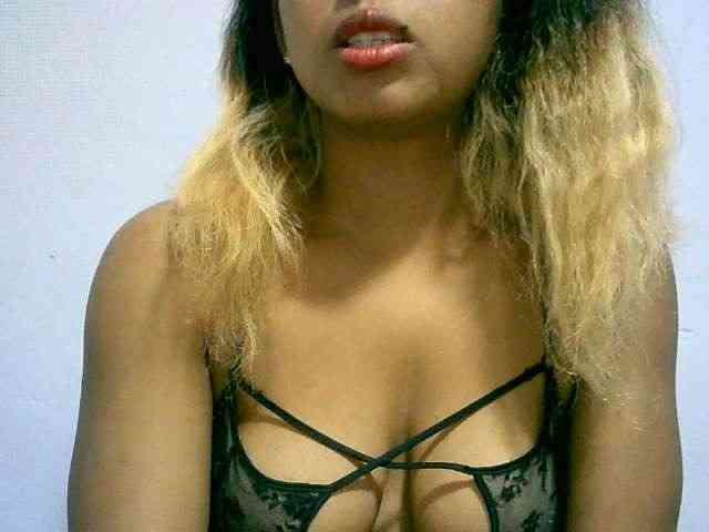 BelliBellaha webcam