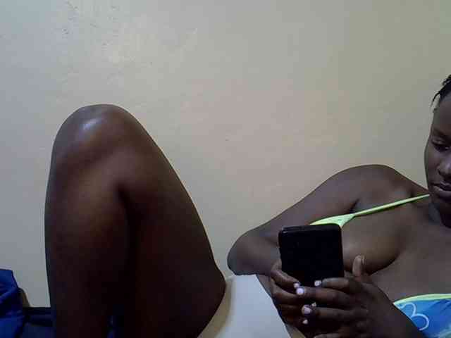 Model: Sweetystarlit