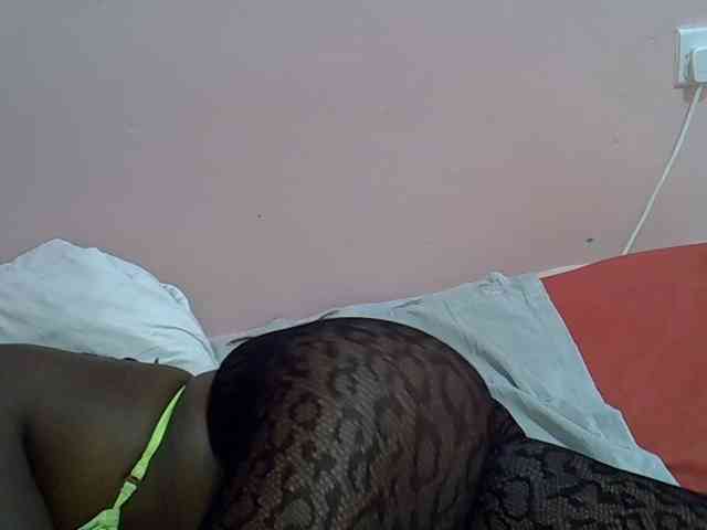 Sweetystarlit webcam