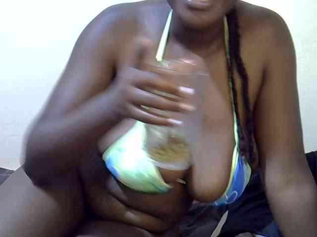 Sweetystarlit webcam