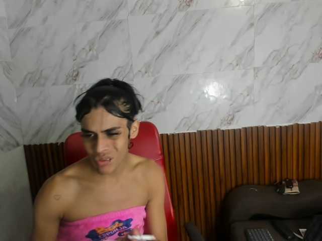 estefani-robles live webcam show