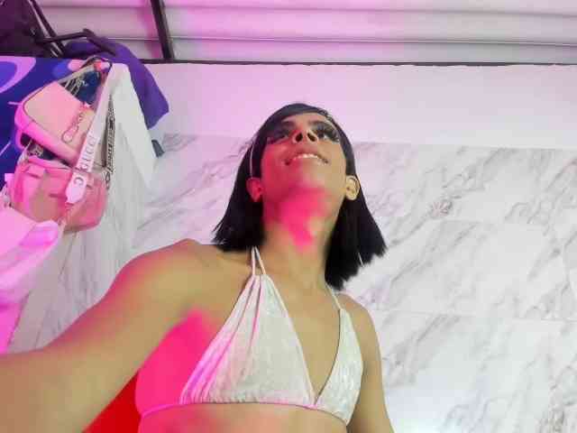 estefani-robles Live Webcam on BongaCams