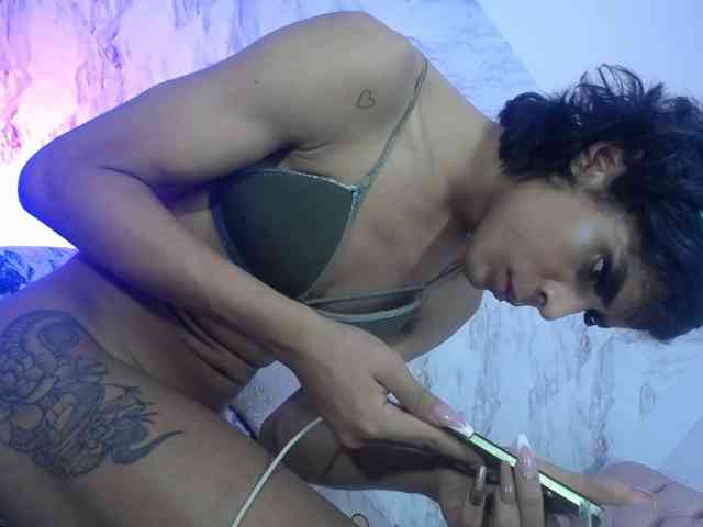 estefani-robles Live Webcam on BongaCams