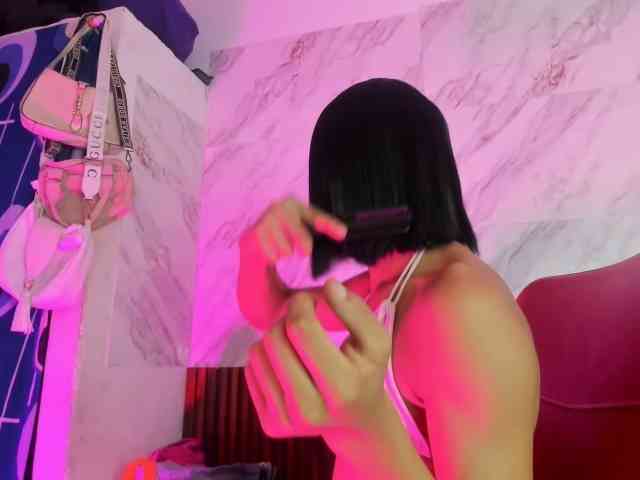 estefani-robles Live Webcam on BongaCams
