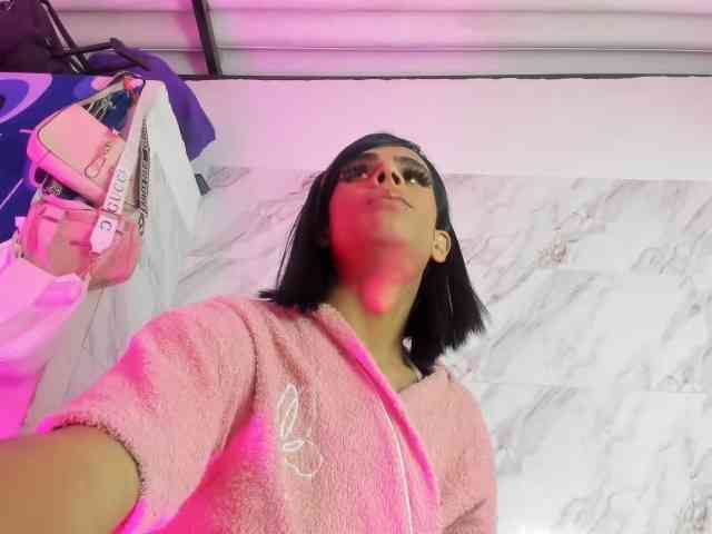 estefani-robles Live Webcam on BongaCams