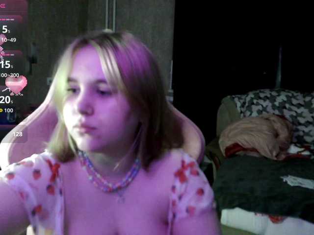 Ariana-May's BongaCams show and profile