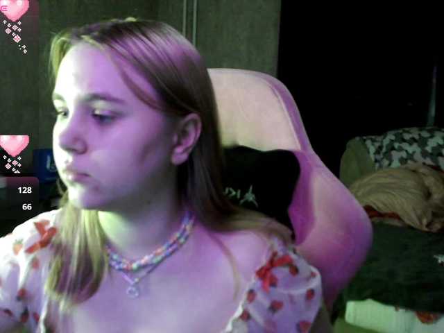 Ariana-May's BongaCams show and profile