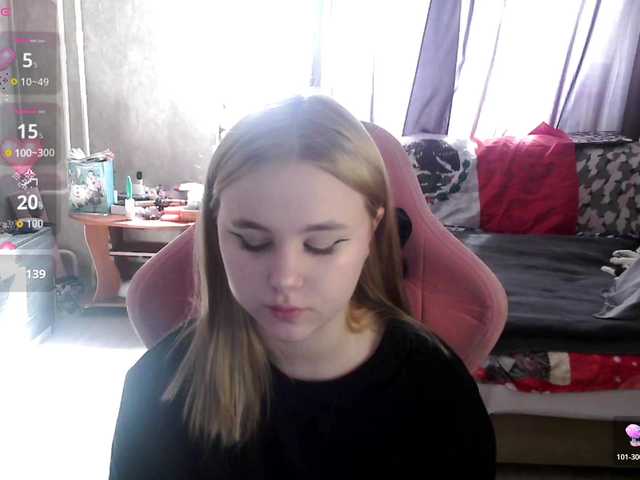 Ariana-May's BongaCams show and profile