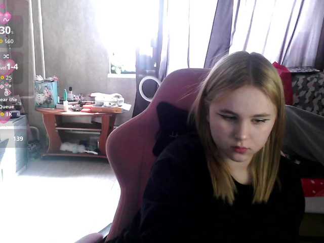 Ariana-May's BongaCams show and profile