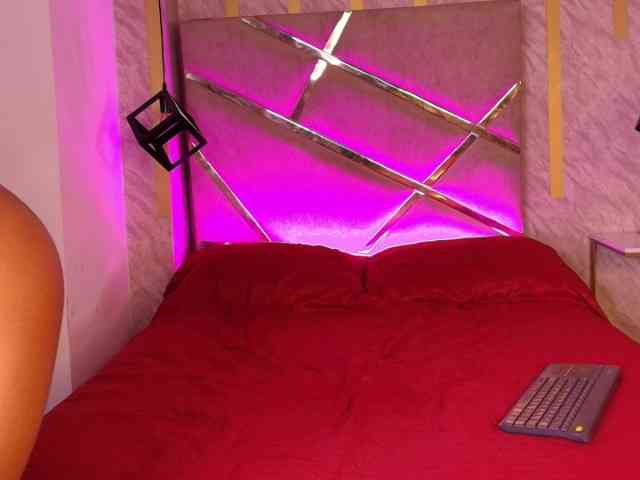 MiaTtentacion webcam