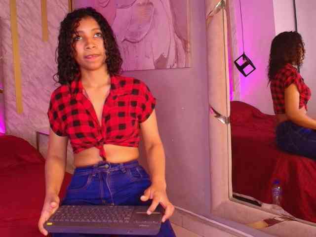 MiaTtentacion webcam