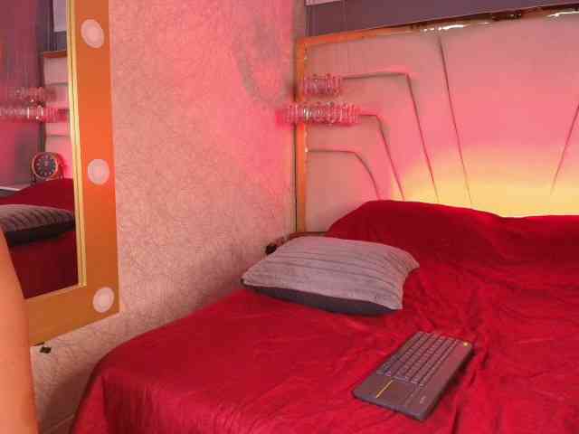 MiaTtentacion webcam