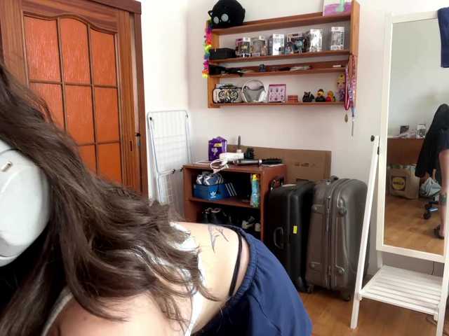 PlushPoutX live cam on BongaCams