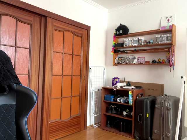 PlushPoutX live cam on BongaCams