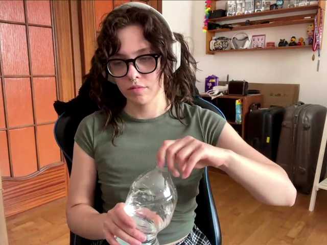 PlushPoutX live cam on BongaCams