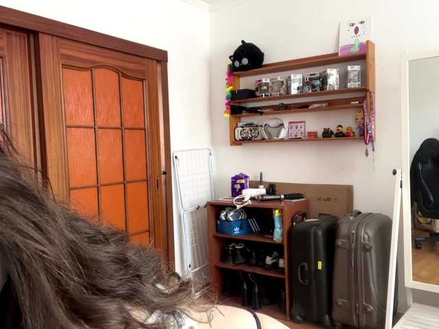 PlushPoutX live cam on BongaCams