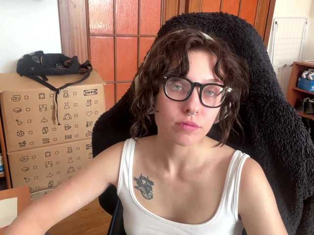 PlushPoutX live cam on BongaCams