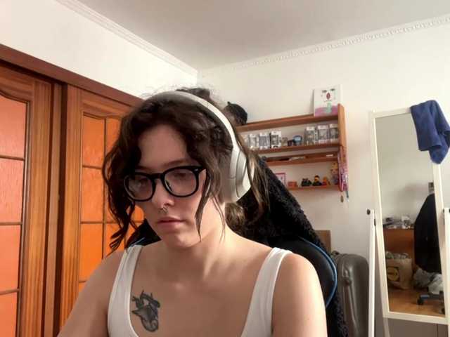 PlushPoutX live cam on BongaCams