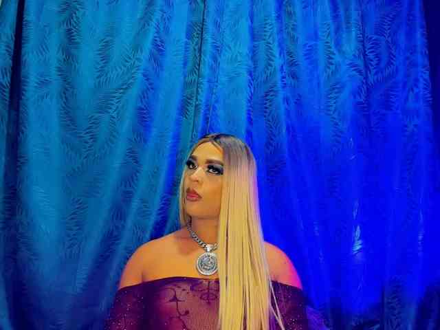 CristallGill Live Webcam on BongaCams