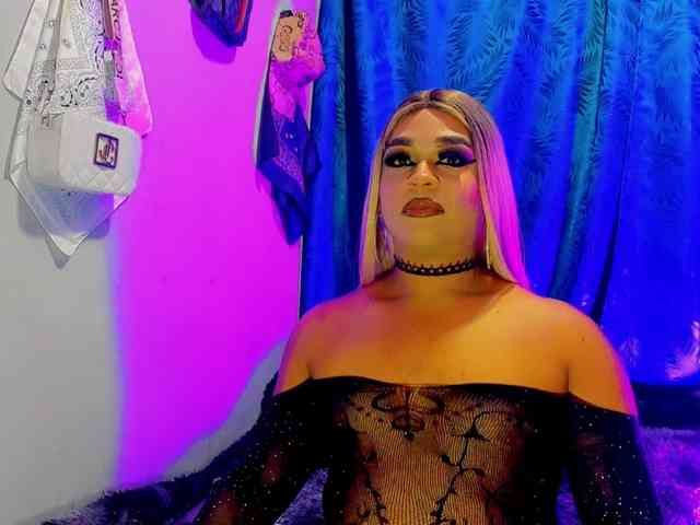 CristallGill Live Webcam on BongaCams