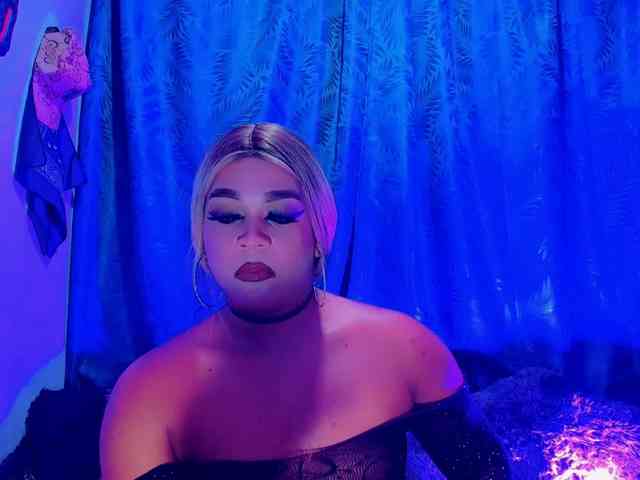 CristallGill Live Webcam on BongaCams