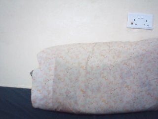 Naughtyher's Live Webcam