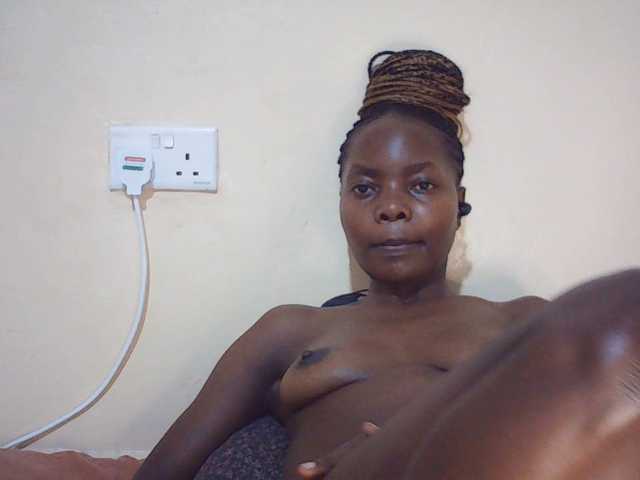 Naughtyher live cam on BongaCams