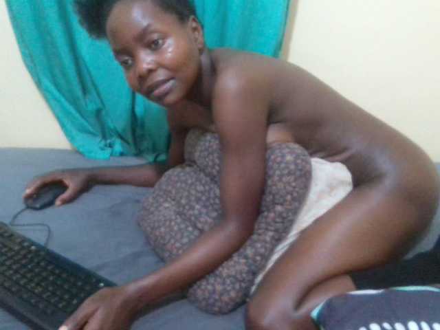 Naughtyher live cam on BongaCams