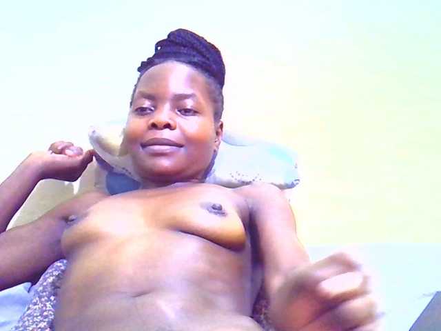 Naughtyher live cam on BongaCams