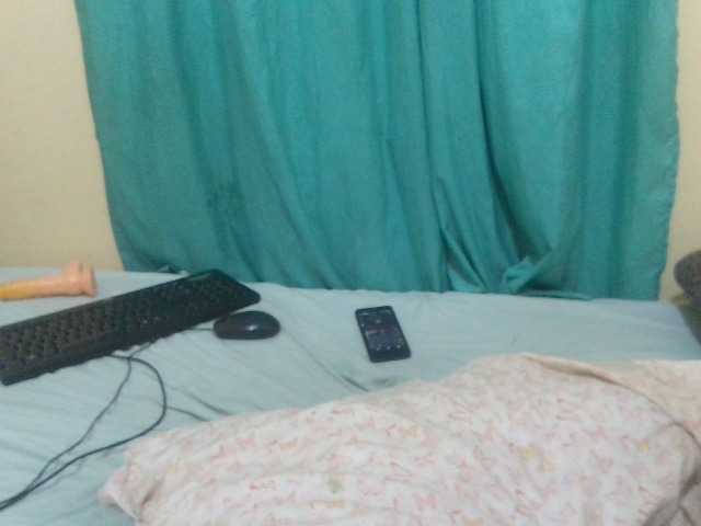 Naughtyher live cam on BongaCams