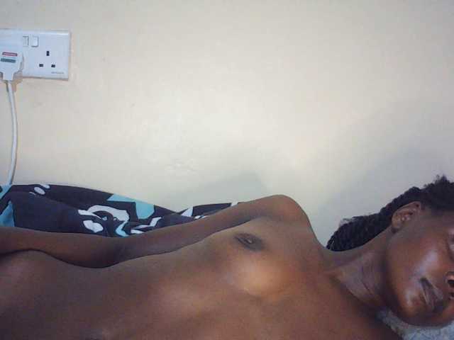 Naughtyher live cam on BongaCams