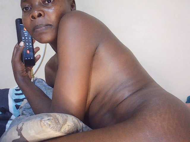 Naughtyher live cam on BongaCams