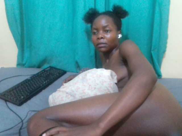 Naughtyher live cam on BongaCams