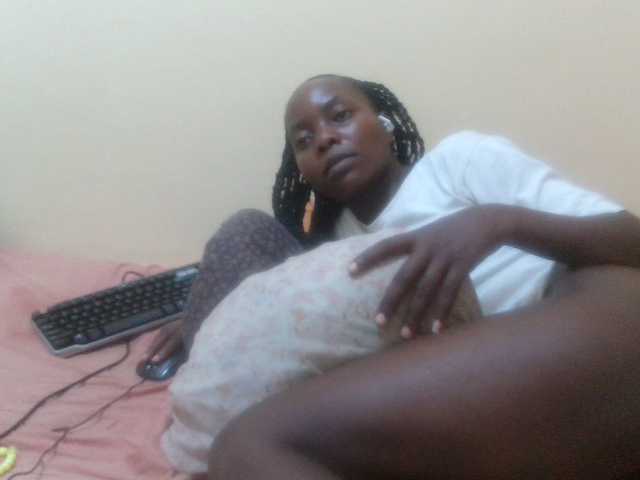 Naughtyher live cam on BongaCams