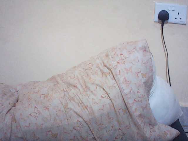 Naughtyher live cam on BongaCams