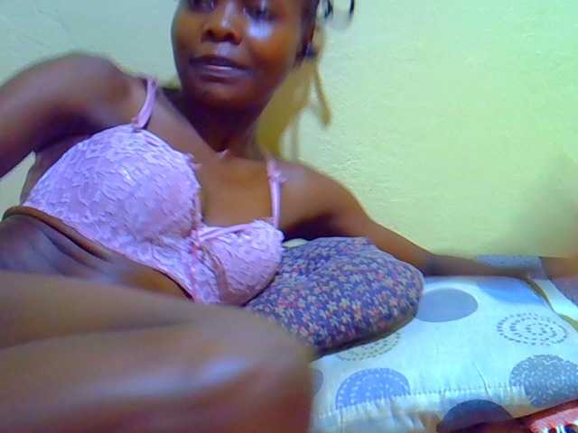 Naughtyher live cam on BongaCams