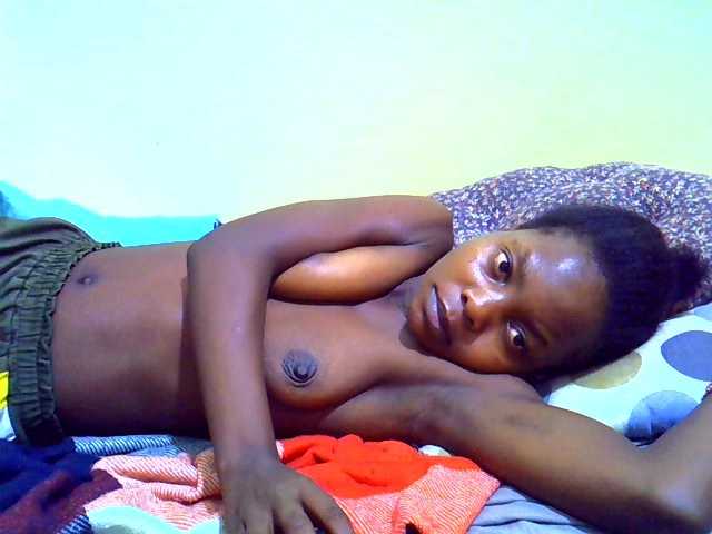 Naughtyher live cam on BongaCams