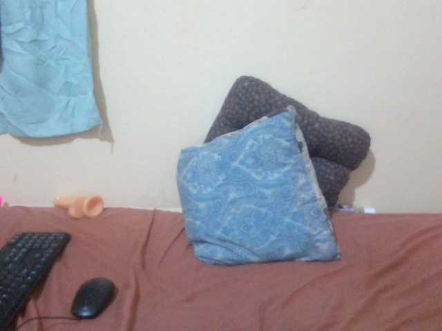 Naughtyher live cam on BongaCams