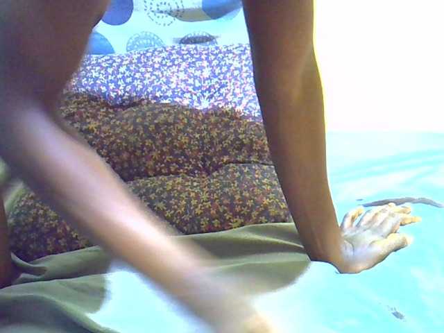Naughtyher live cam on BongaCams