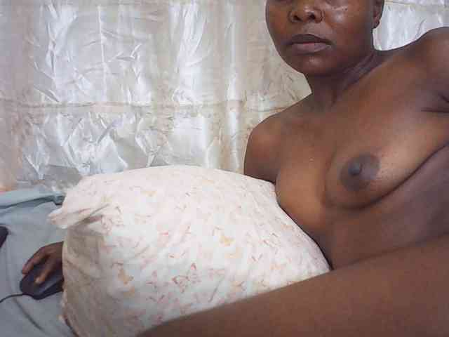 Naughtyher webcam