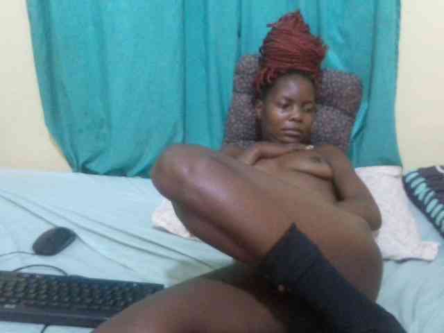 Naughtyher webcam