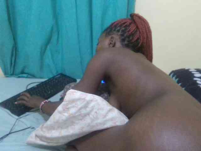 Naughtyher webcam