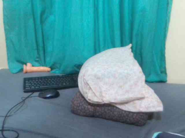 Naughtyher Live Webcam on BongaCams