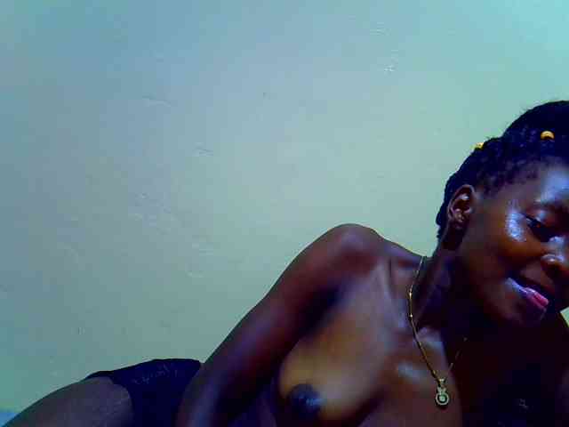 Naughtyher webcam
