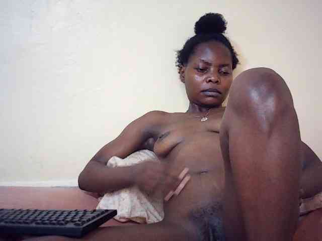 Naughtyher webcam